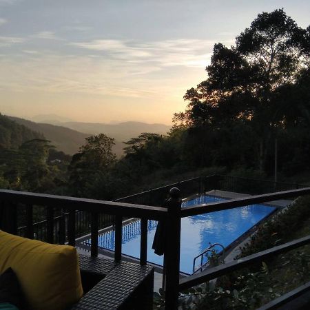 The Grand Hills Hotel Kandy Exterior photo