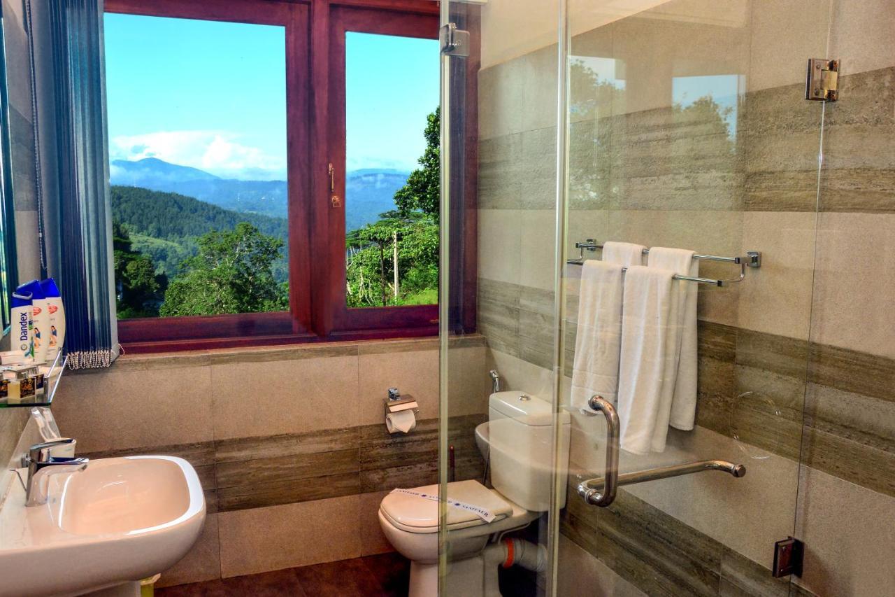 The Grand Hills Hotel Kandy Exterior photo