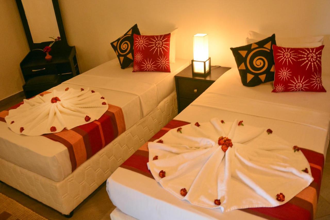 The Grand Hills Hotel Kandy Room photo